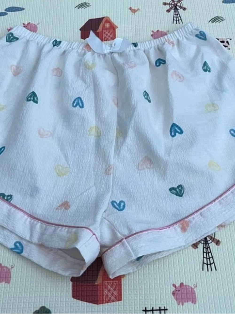 Girls' White Heart Print Pajama Shorts